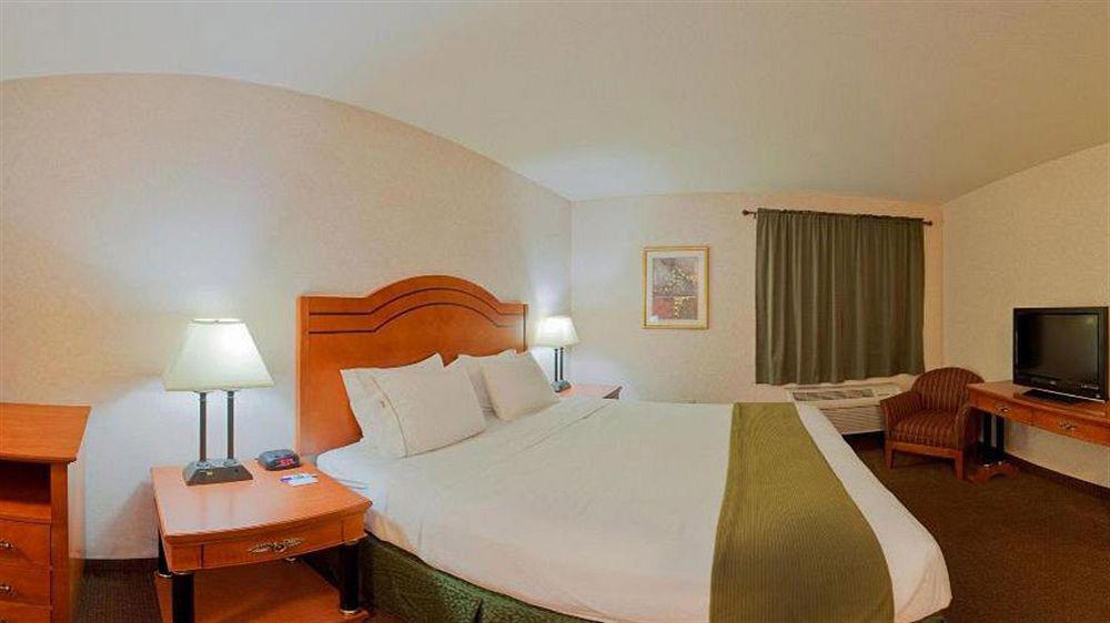 Holiday Inn Express Westley By Ihg Eksteriør bilde
