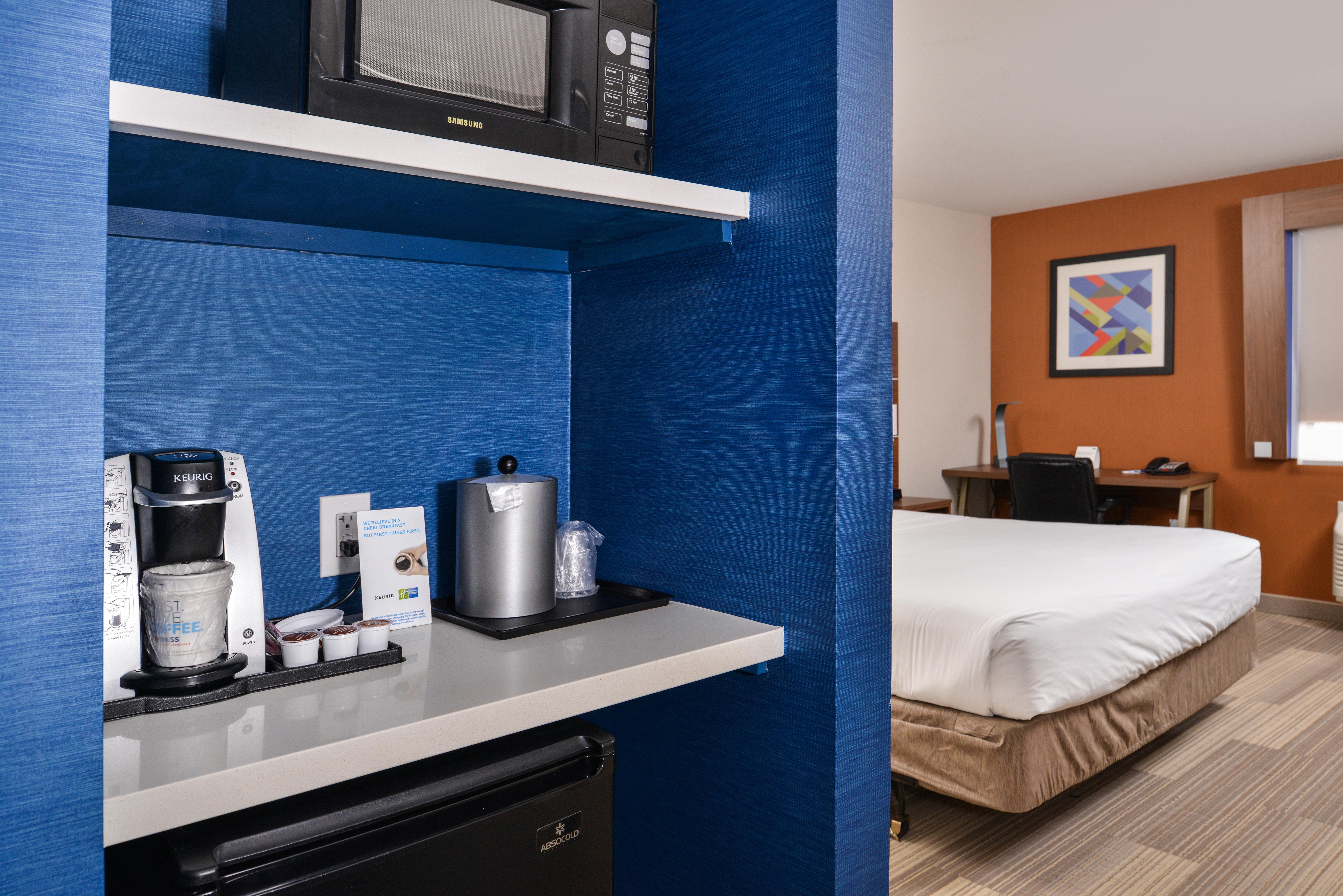 Holiday Inn Express Westley By Ihg Eksteriør bilde