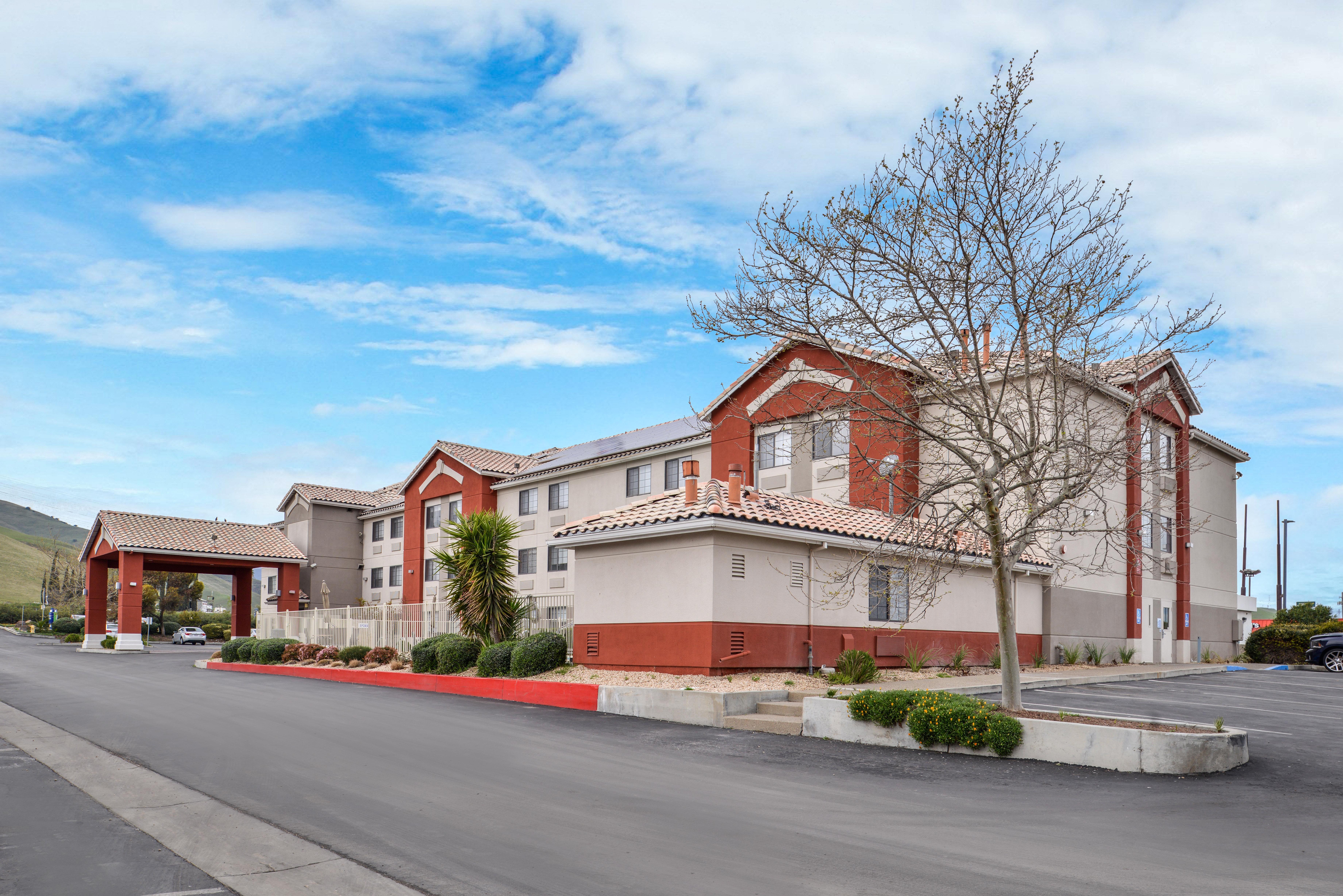 Holiday Inn Express Westley By Ihg Eksteriør bilde